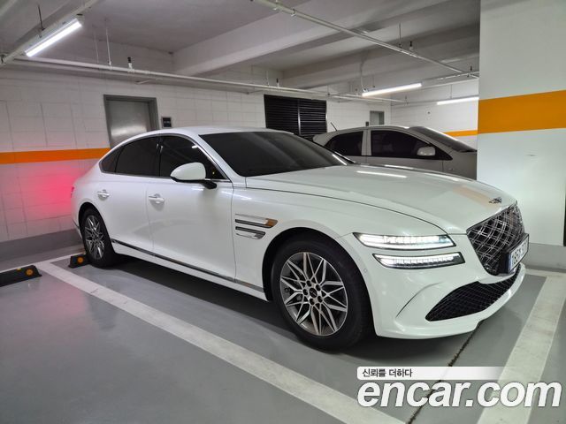 Genesis G80 Gasoline 2.5 Turbo 2WD — пробег 854 км — фото 3 из 5