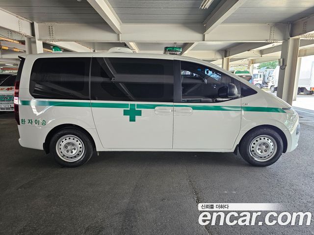 Hyundai Staria Ambulance — пробег 7 000 км — фото 3 из 5
