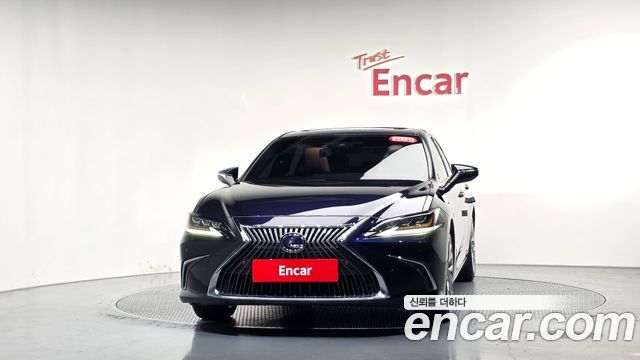 Lexus ES Executive — пробег 85 592 км — фото 3 из 5
