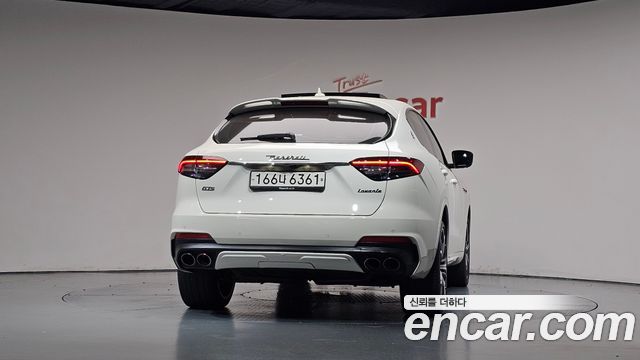 Maserati Levante 3.8 GTS AWD — пробег 38 718 км — фото 4 из 5