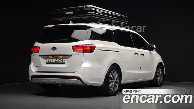 Kia Carnival 9-seater Luxury — пробег 167 370 км — фото 2 из 5
