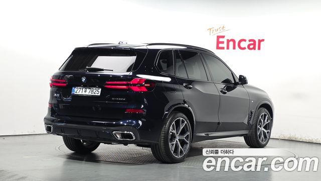 BMW X5 xDrive 30d M Sport — пробег 6 693 км — фото 2 из 5