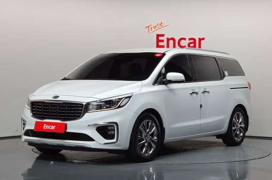 Kia Carnival Gasoline 9-Seater Noblesse Special — пробег 71 507 км — фото 1 из 5