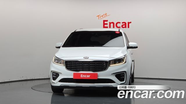 Kia Carnival Gasoline 9-Seater Noblesse Special — пробег 71 507 км — фото 3 из 5