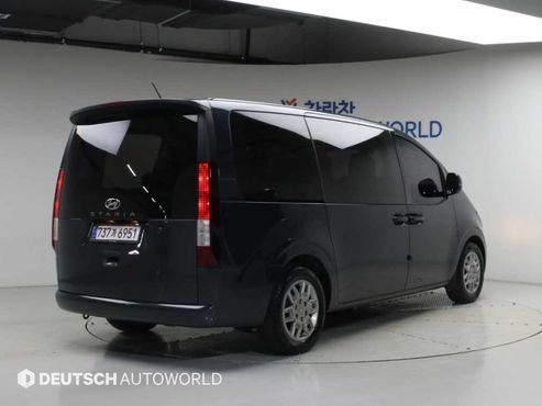 Hyundai Staria Tourer 11-Seater Modern — пробег 111 509 км — фото 2 из 5