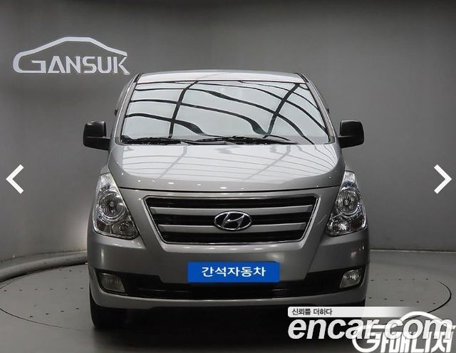 Hyundai Starex 12-Seater Wagon Smart — пробег 100 000 км — фото 1 из 5