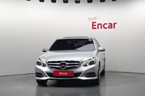 Mercedes-Benz E-Class E220 CDI Avantgarde — пробег 83 783 км — фото 3 из 5