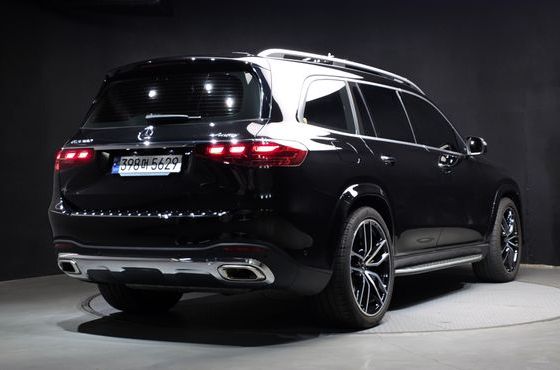 Mercedes-Benz GLS-Class GLS580 4MATIC — пробег 14 912 км — фото 2 из 5