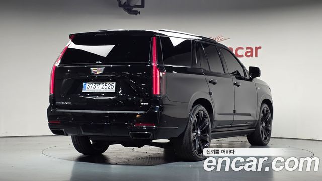 Cadillac Escalade 6.2 Sports Platinum — пробег 14 383 км — фото 2 из 5