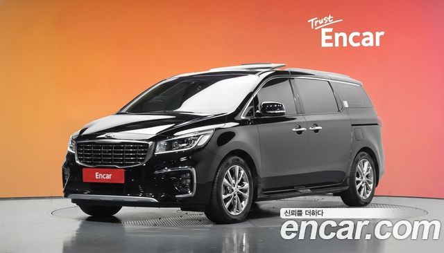 Kia Carnival Gasoline 9-Seater Noblesse Special — пробег 59 476 км — фото 1 из 5