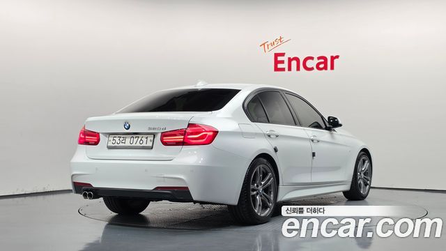 BMW 3-Series 320d M Sport — пробег 127 605 км — фото 2 из 5