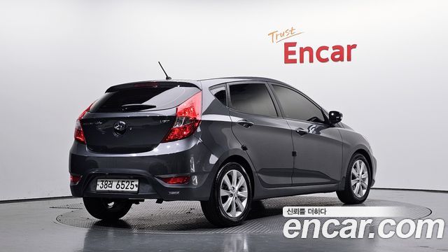 Hyundai Accent Diesel WIT 1.6 VGT Premier — пробег 184 202 км — фото 2 из 5
