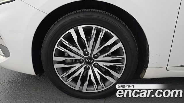 Kia K7 из Кореи Encar