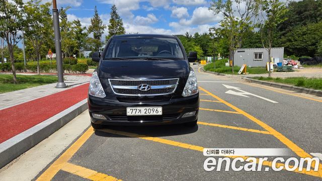 Hyundai Starex 11-Seater Wagon CVX Premium — пробег 79 170 км — фото 3 из 5