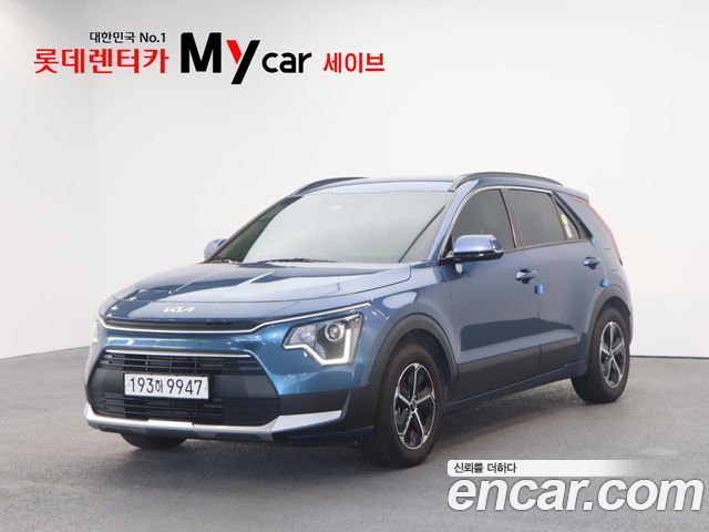 Kia Niro Prestige — пробег 121 765 км — фото 1 из 5