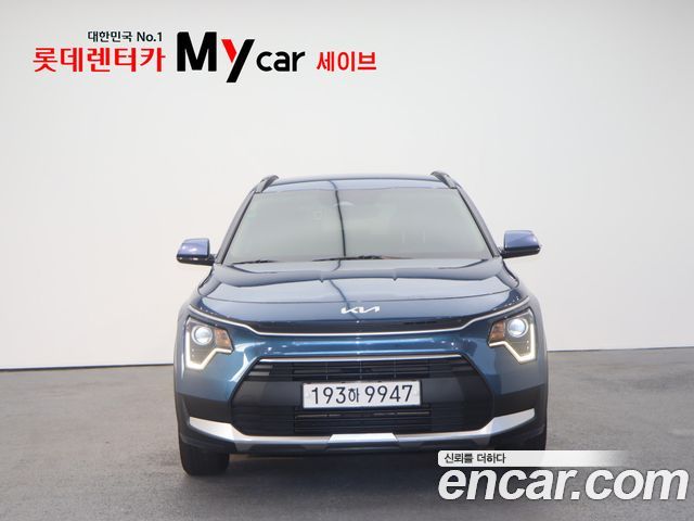 Kia Niro Prestige — пробег 121 765 км — фото 2 из 5