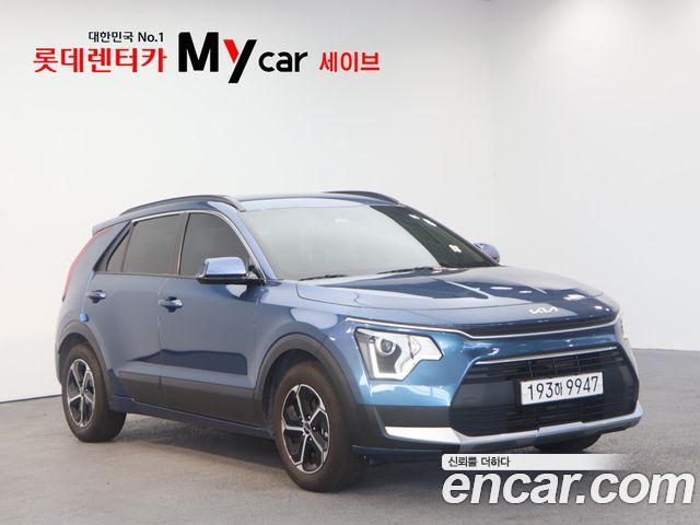 Kia Niro Prestige — пробег 121 765 км — фото 3 из 5