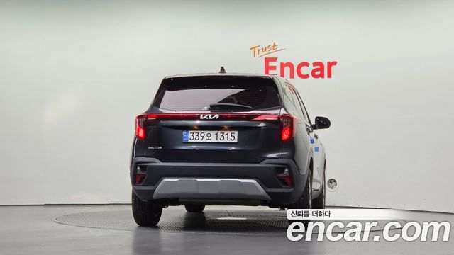 Kia Seltos из Кореи Encar