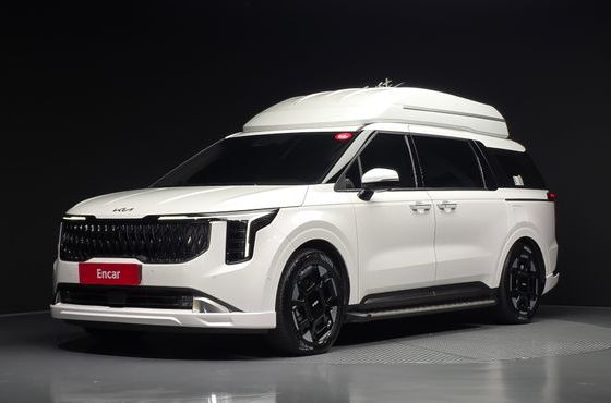 Kia Carnival HEV 9-Seater Hi-Limousine (Special vehicle) — пробег 27 185 км — фото 1 из 5