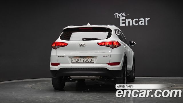 Hyundai Tucson из Кореи Encar