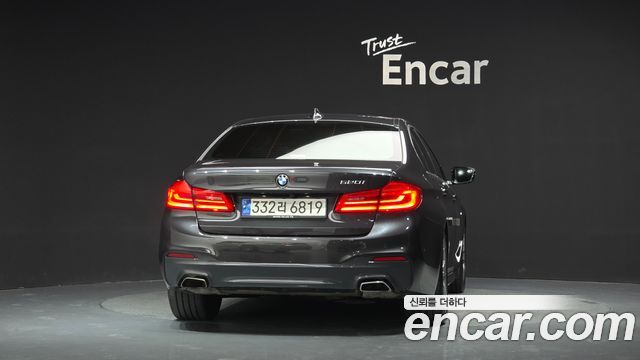 BMW 5-Series 520i M Sport — пробег 70 282 км — фото 4 из 5