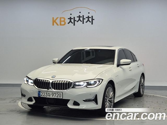 BMW 3-Series 330e Luxury — пробег 81 228 км — фото 1 из 5
