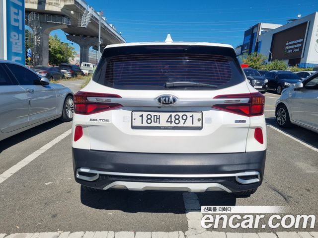 Kia Seltos из Кореи Encar