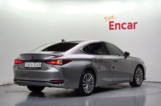 Lexus ES Executive — пробег 129 231 км — фото 2 из 5