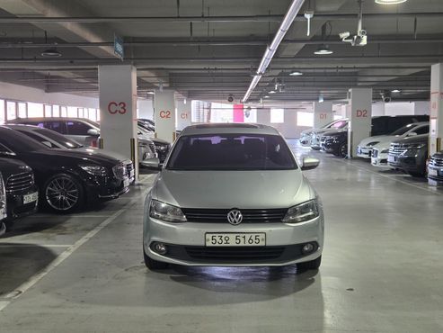 Volkswagen Jetta 2.0 TDI 6th — пробег 194 068 км — фото 1 из 5