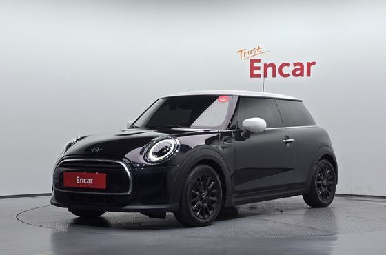 Mini Cooper Classic Third Generation — пробег 37 748 км — фото 1 из 5