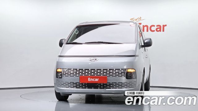 Hyundai Staria Cargo 3-Seater Smart — пробег 28 183 км — фото 3 из 5