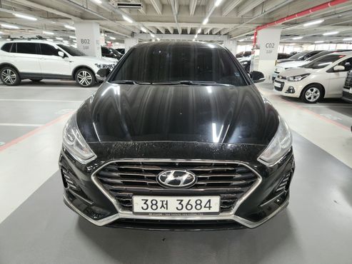 Hyundai Sonata 2.0 Smart — пробег 108 000 км — фото 2 из 5