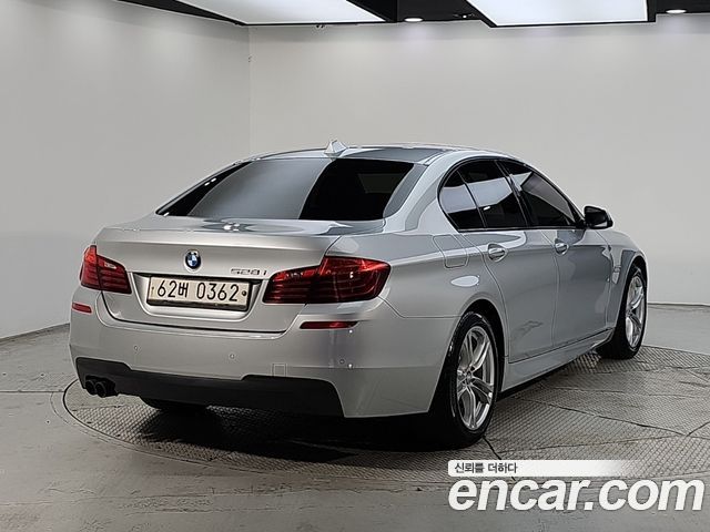 BMW 5-Series 528i M Aero Dynamic — пробег 180 000 км — фото 4 из 5