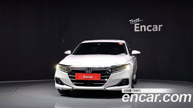 Honda Accord 2.0 Hybrid Touring — пробег 85 296 км — фото 3 из 5