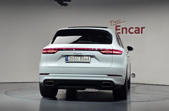 Porsche Cayenne 3.0 — пробег 29 673 км — фото 4 из 5