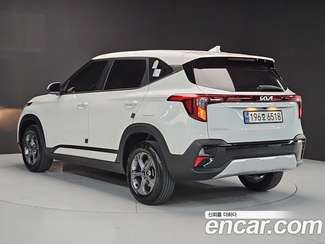 Kia Seltos из Кореи Encar