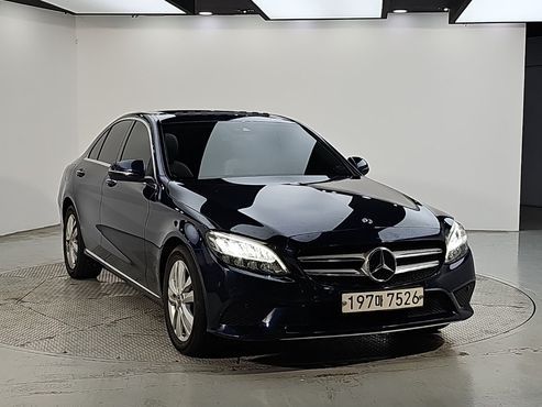 Mercedes-Benz C-Class C220 d Avantgarde — пробег 115 211 км — фото 2 из 5