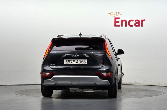 Kia Niro Prestige — пробег 34 382 км — фото 4 из 5