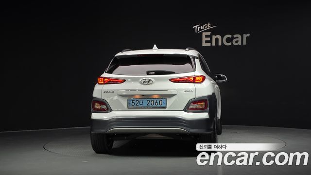 Hyundai Kona Premium — пробег 126 222 км — фото 4 из 5