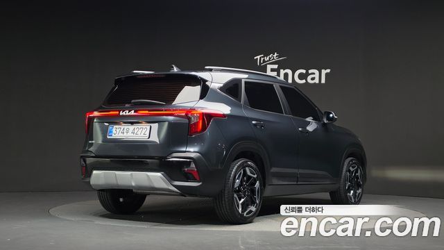 Kia Seltos из Кореи Encar