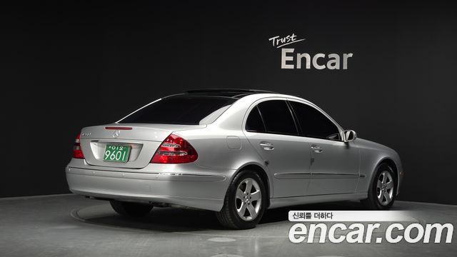 Mercedes-Benz E-Class из Кореи Encar