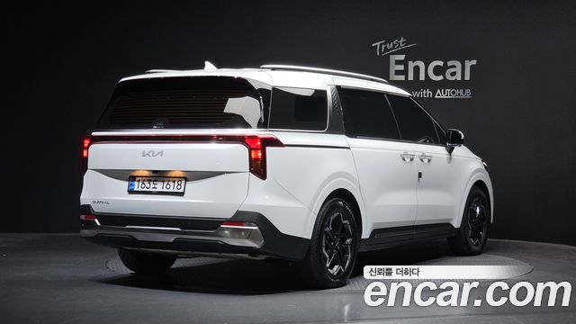 Kia Carnival Diesel 9-Seater Signature — пробег 77 251 км — фото 2 из 5