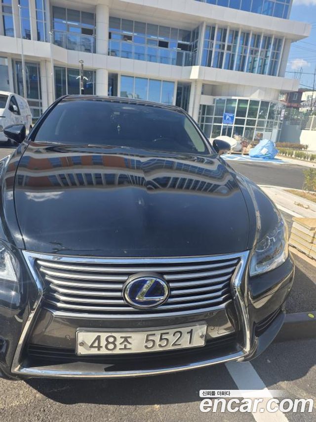Lexus LS 5-Seats Ottoman XF40 — пробег 174 500 км — фото 1 из 3