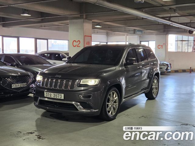 Jeep Cherokee 3.0 Diesel Overland Summit WK2 — пробег 282 546 км — фото 2 из 5