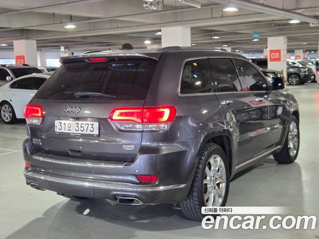 Jeep Cherokee 3.0 Diesel Overland Summit WK2 — пробег 282 546 км — фото 5 из 5