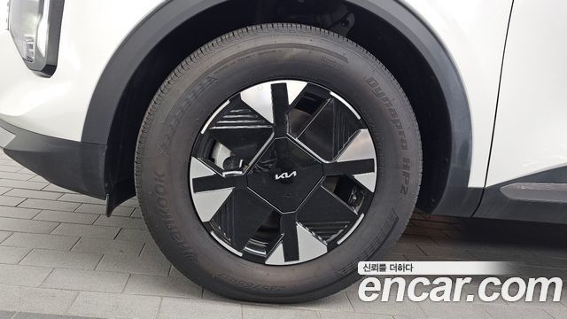 Kia Sportage HEV 1.6 2WD Prestige — пробег 17 300 км — фото 5 из 5