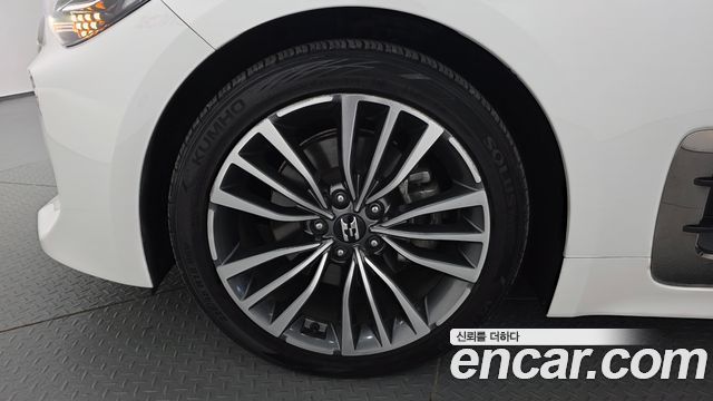 Kia Stinger из Кореи Encar