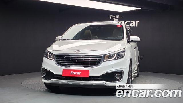 Kia Carnival 9-seater Noblesse — пробег 245 223 км — фото 3 из 5