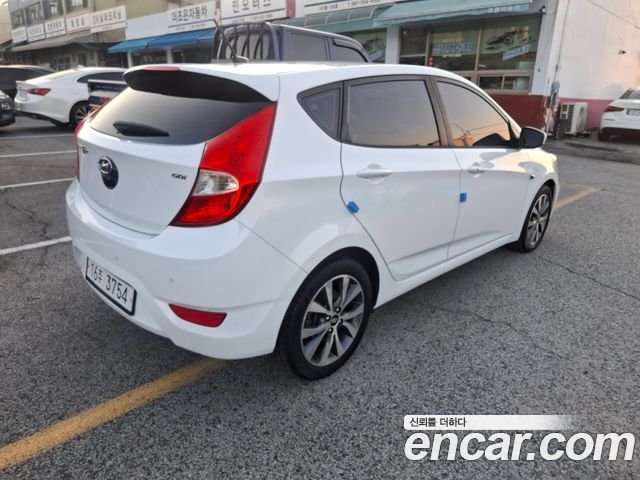 Hyundai Accent WIT 1.6 GDI Premium — пробег 124 798 км — фото 2 из 5