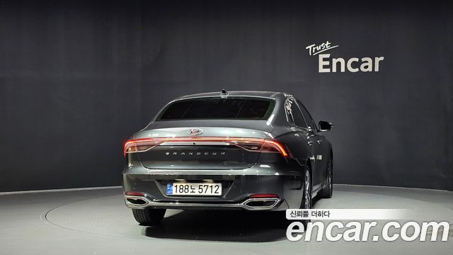 Hyundai Grandeur 2.5 Premium — пробег 41 606 км — фото 4 из 5